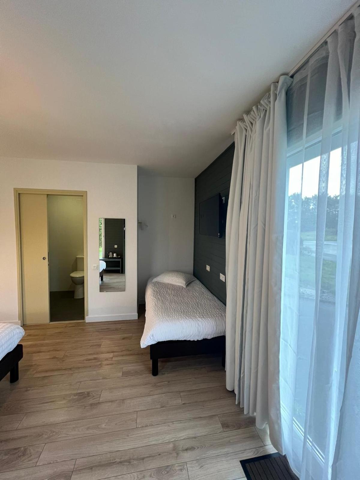 Hotel Les Voisins Beaucemaine Ploufragan Bagian luar foto