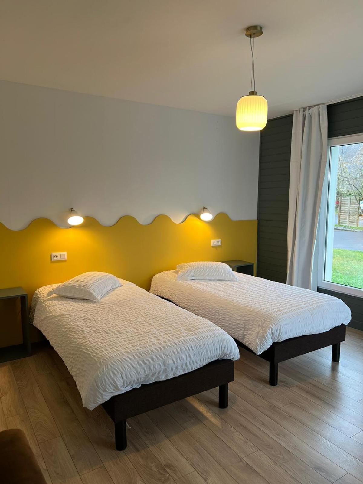 Hotel Les Voisins Beaucemaine Ploufragan Bagian luar foto