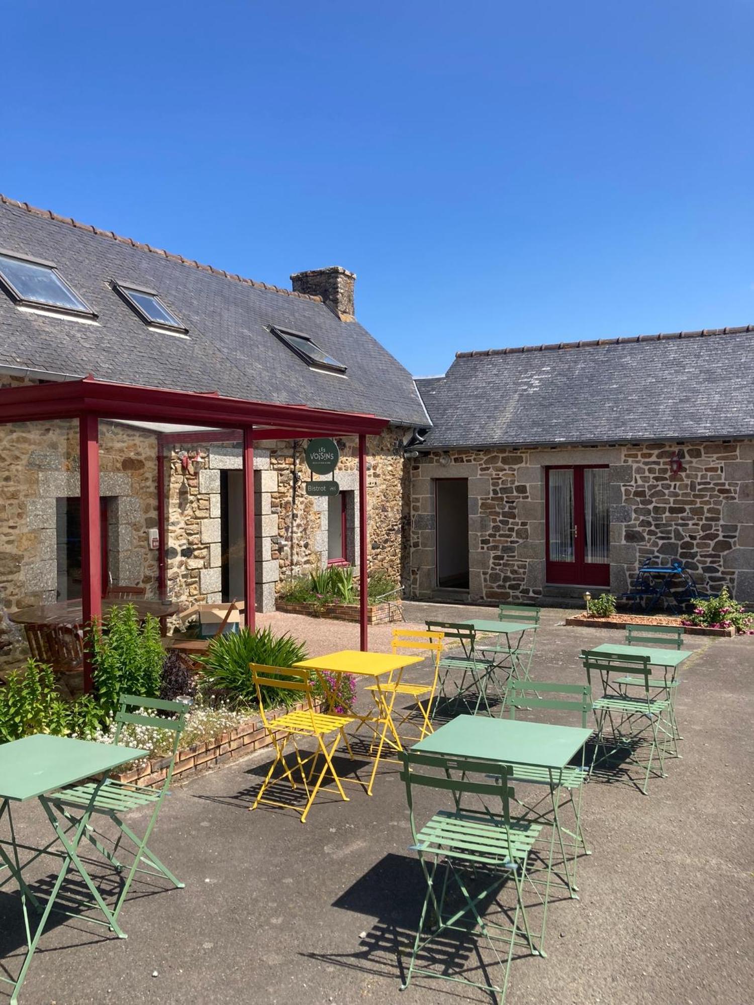 Hotel Les Voisins Beaucemaine Ploufragan Bagian luar foto