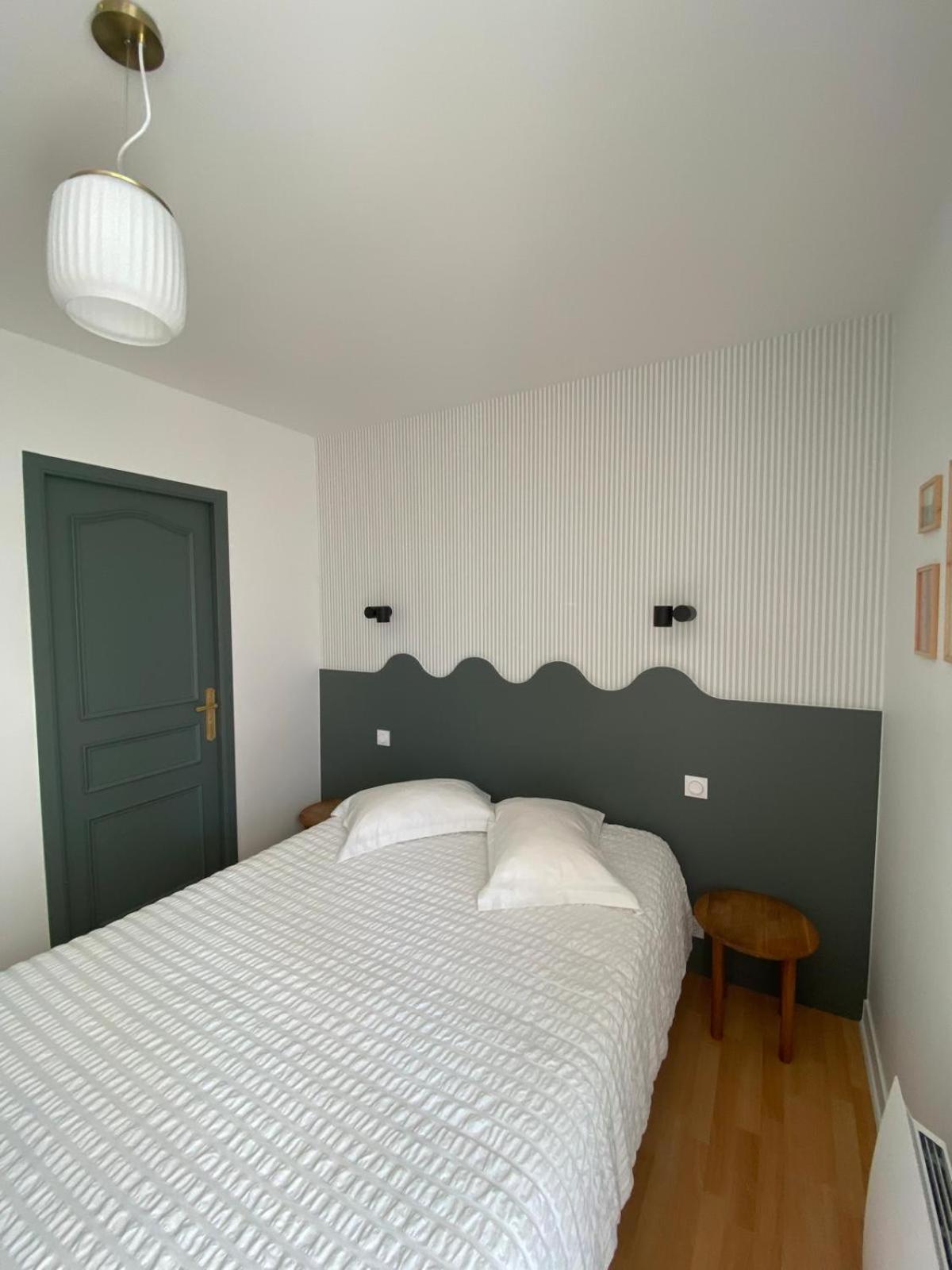Hotel Les Voisins Beaucemaine Ploufragan Ruang foto