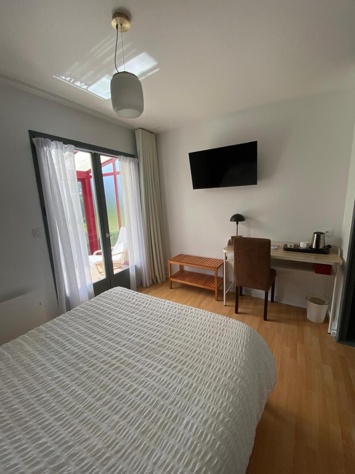 Hotel Les Voisins Beaucemaine Ploufragan Ruang foto