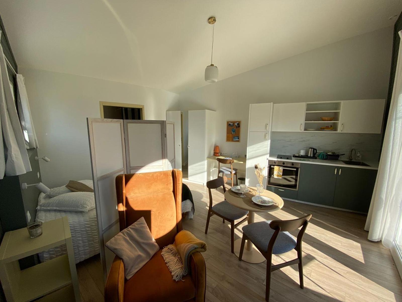 Hotel Les Voisins Beaucemaine Ploufragan Bagian luar foto