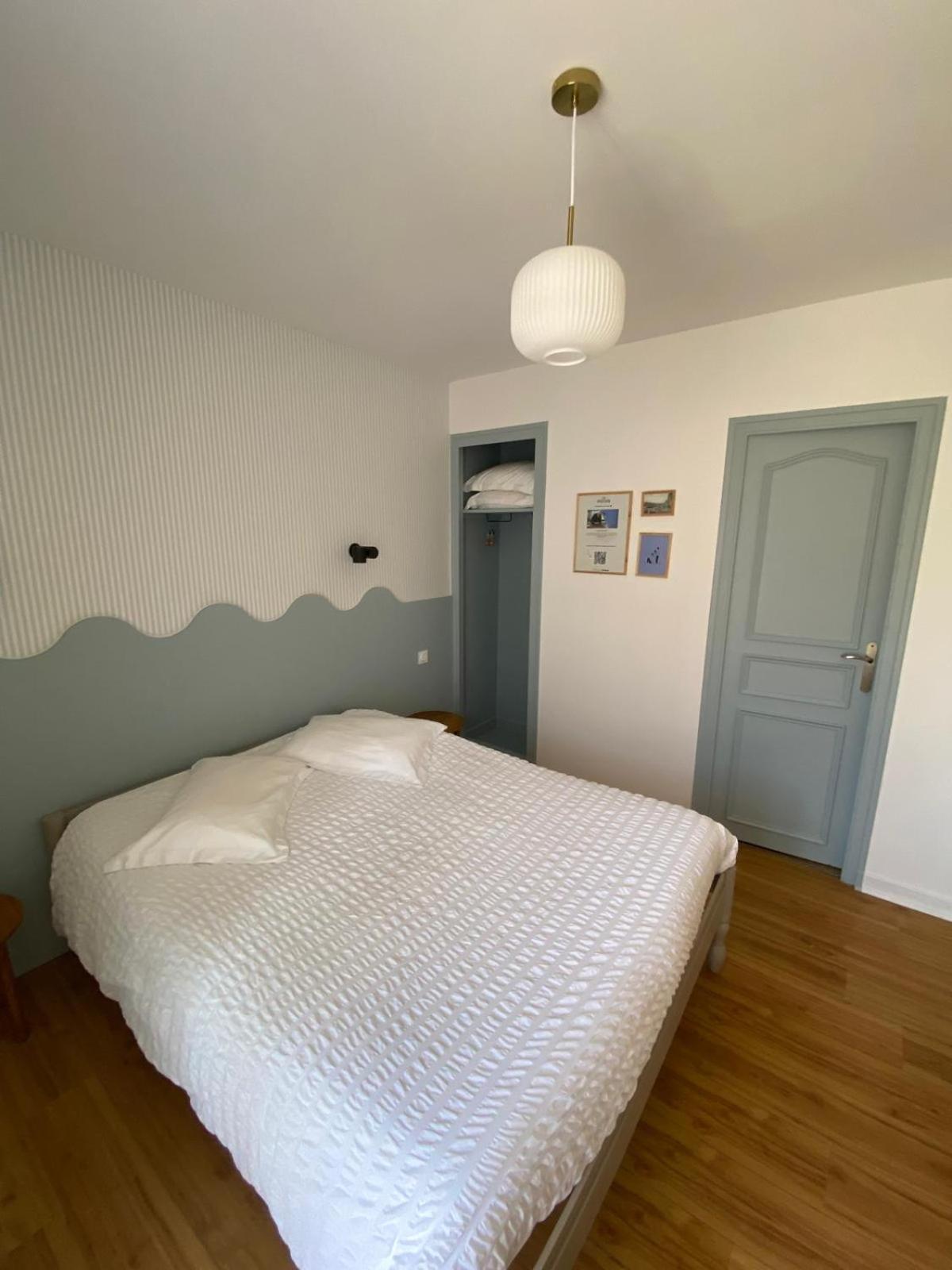 Hotel Les Voisins Beaucemaine Ploufragan Bagian luar foto